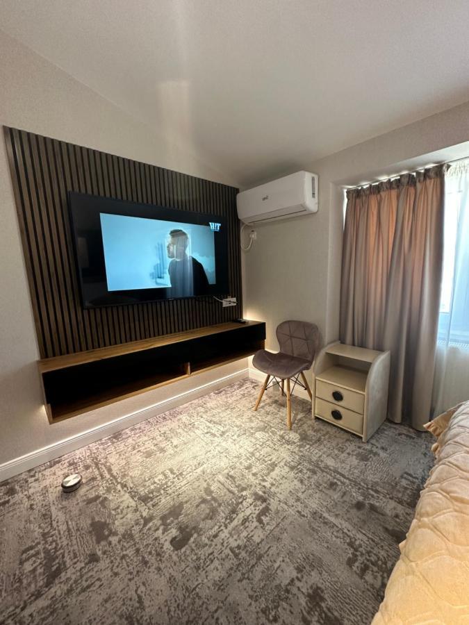 Complex Rediu 54 Luxury Apartaments ヤシ エクステリア 写真