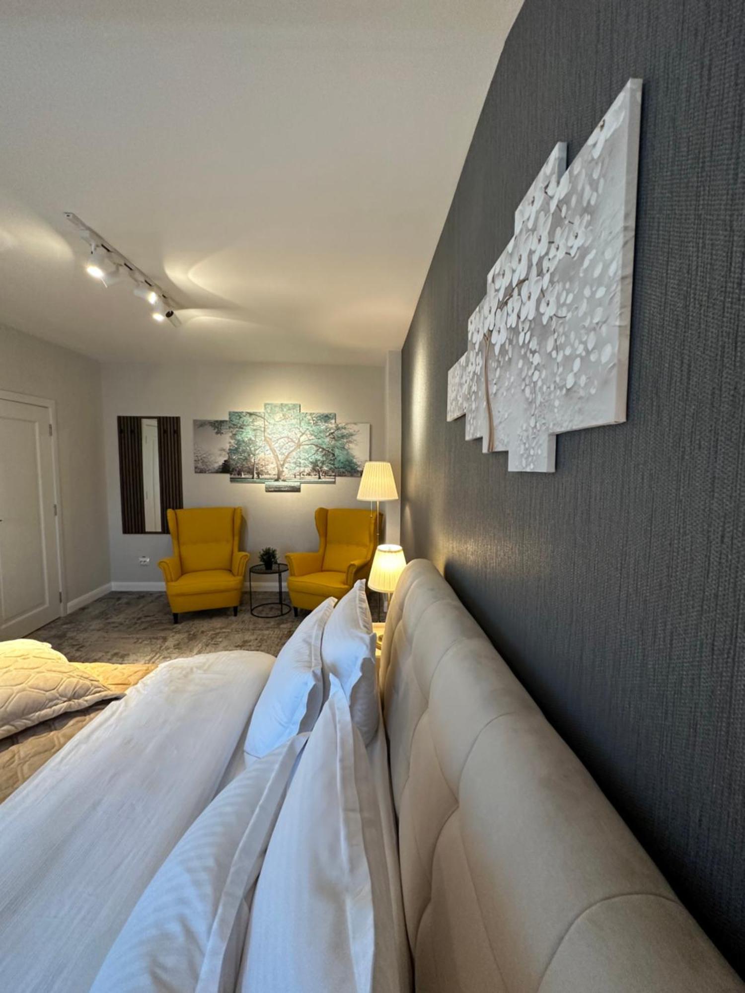 Complex Rediu 54 Luxury Apartaments ヤシ エクステリア 写真