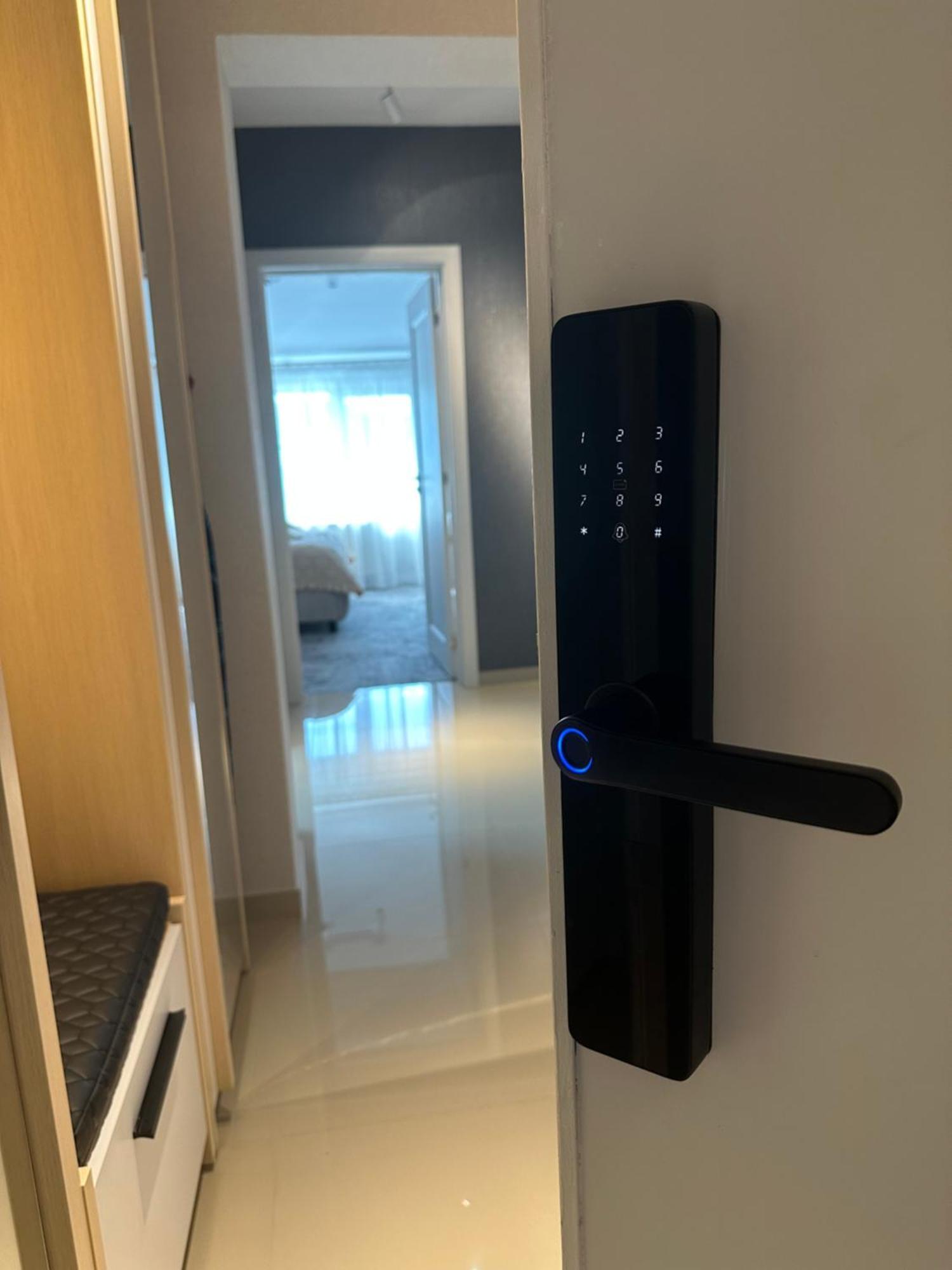 Complex Rediu 54 Luxury Apartaments ヤシ エクステリア 写真